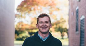 The Simple And Easy To Apply Secrets Of Staying Happy at Your Workplace